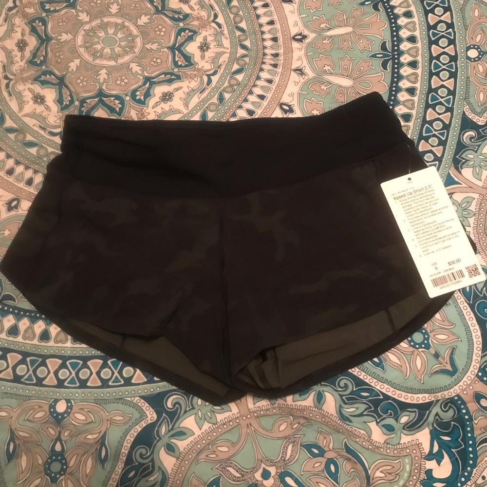 BNWT Lululemon camo speed shorts